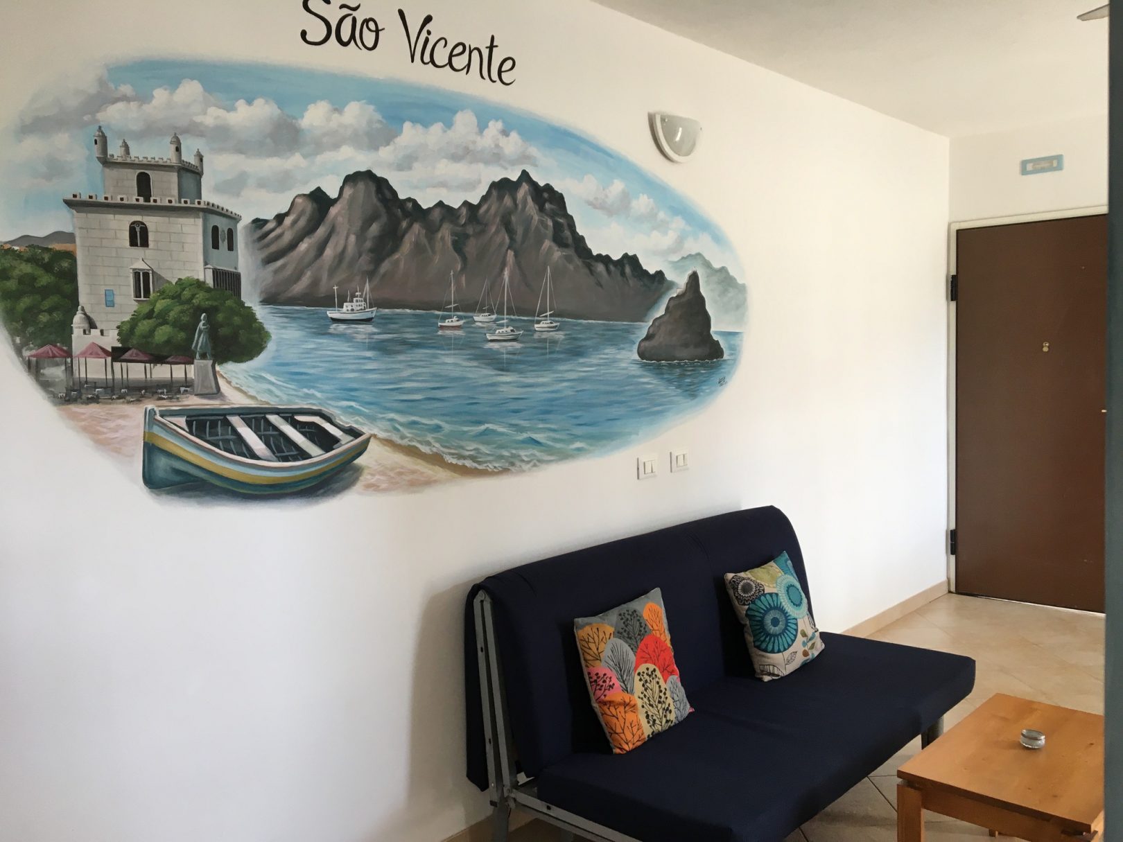 S. Vicente – Vollständig ausgestattete Einzimmerwohnung sehr zentral in Santa Maria